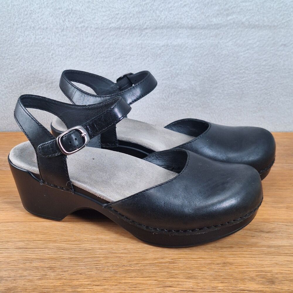 Dansko Women's 6-6.5 EU 37 Mary Jane Clogs Black Leather Slip-Resistant Strappy